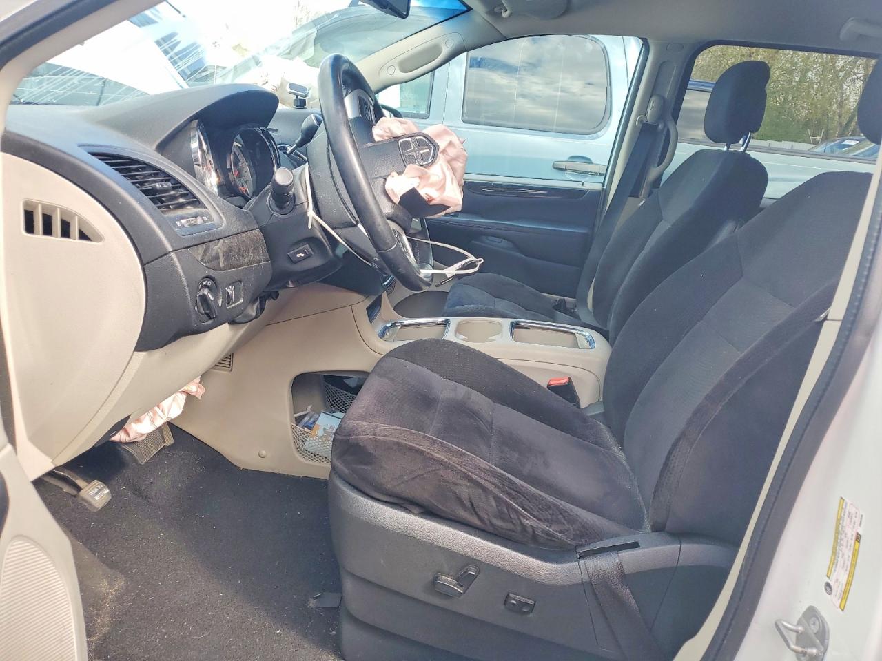 Dodge Caravan Sxt