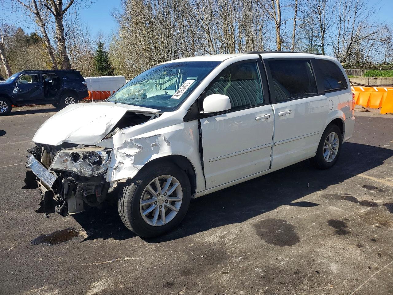 Salvage Dodge Caravan Image