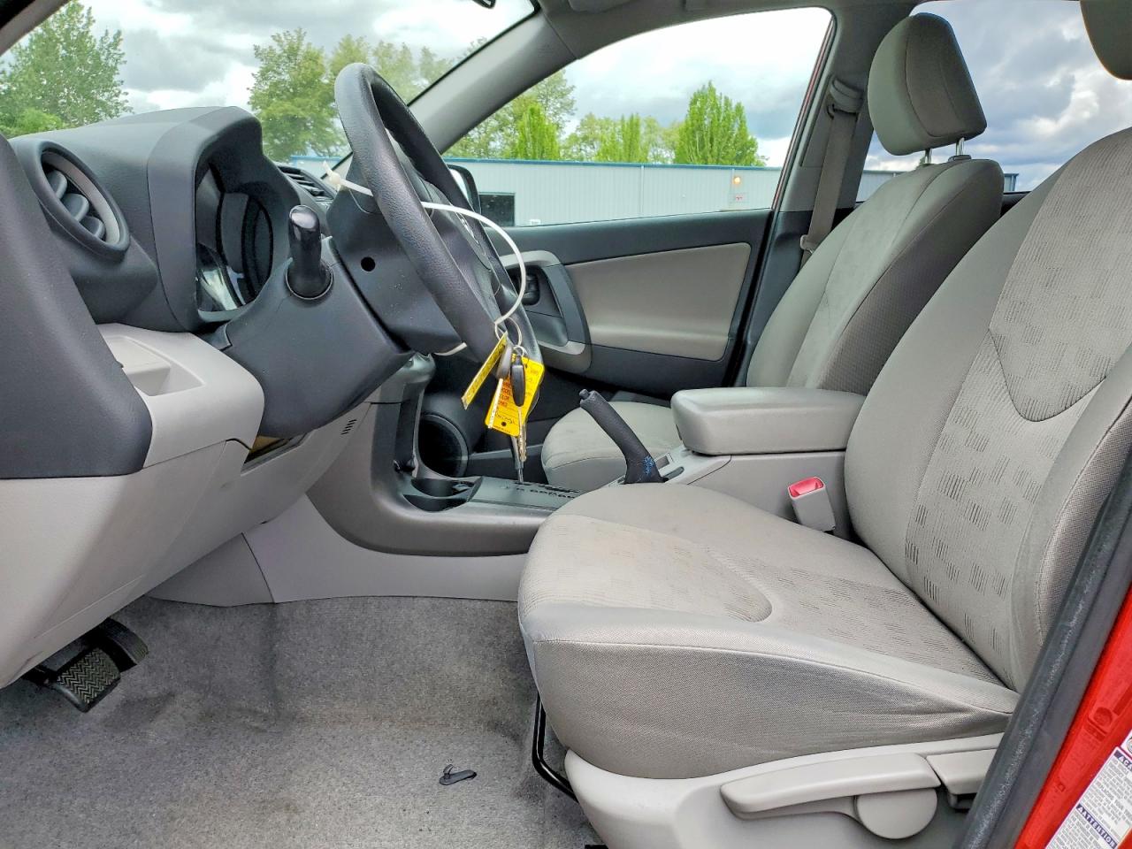 Toyota RAV4 Base