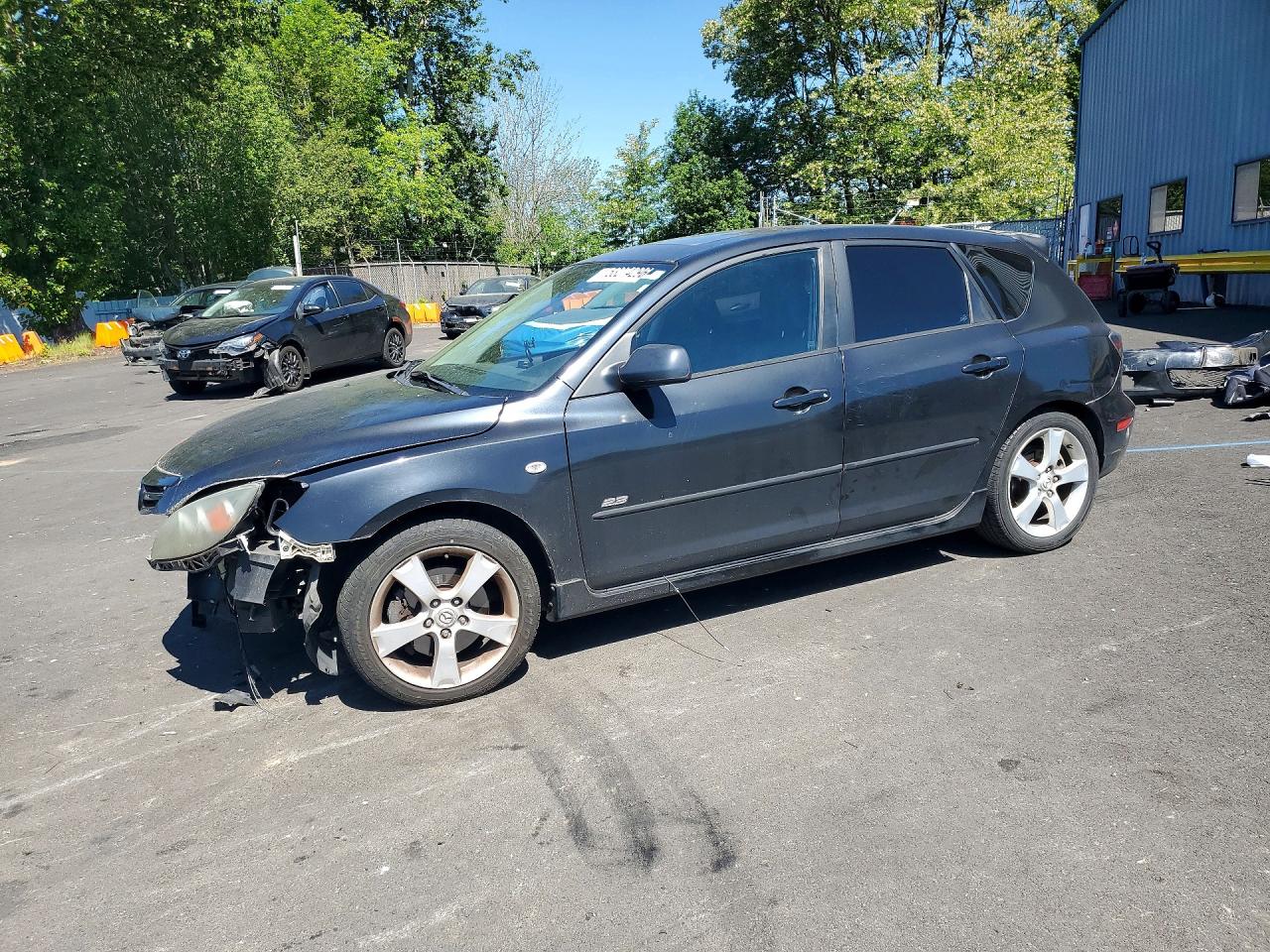 Salvage Mazda Mazda3 Image