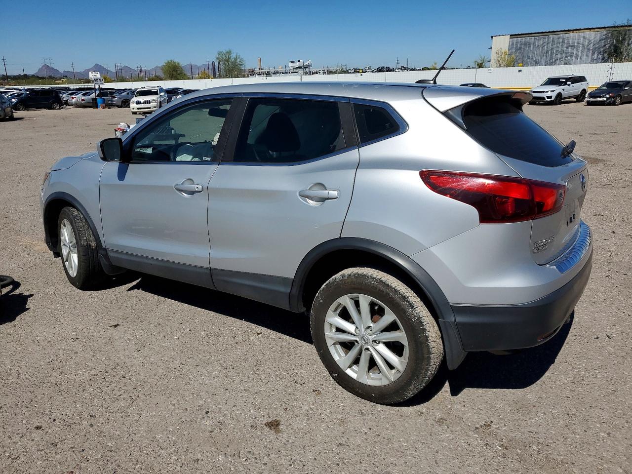 Nissan Rogue S