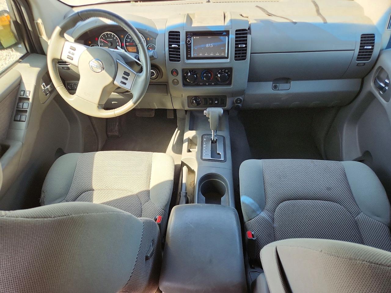 Nissan Frontier Se