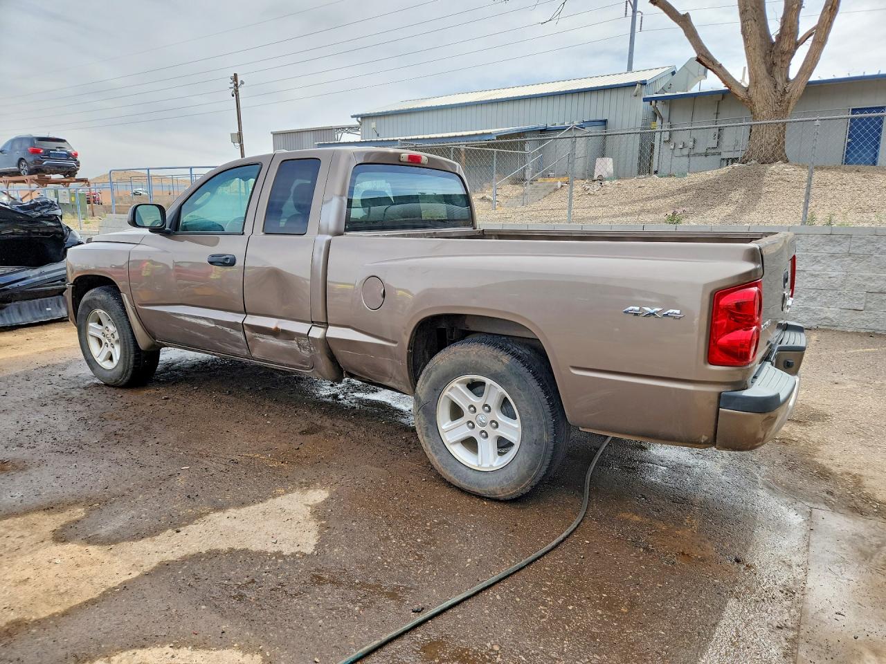 Dodge Dakota Sxt