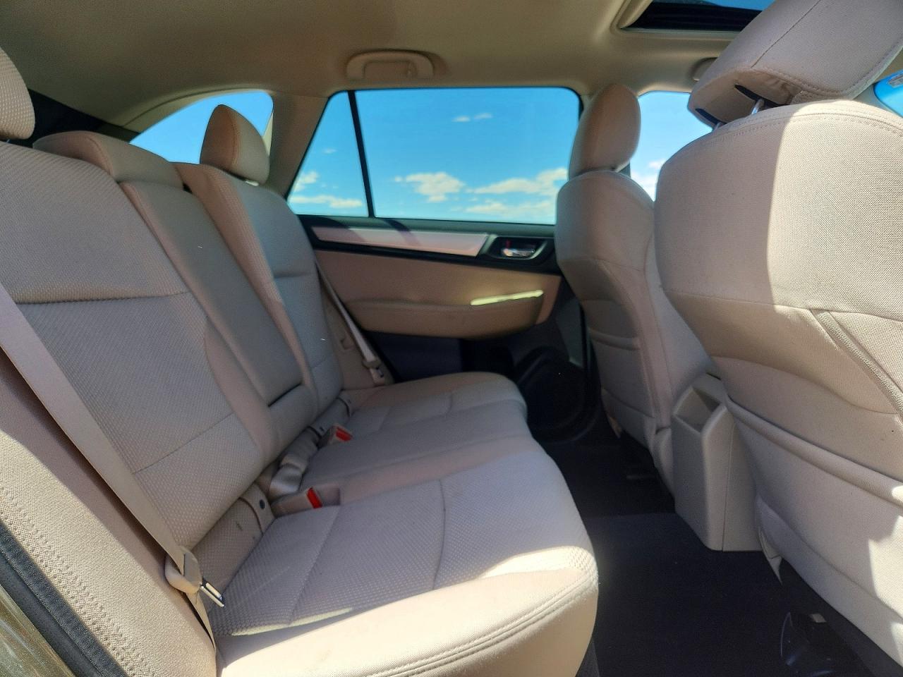 Subaru Outback 2.5i Premium