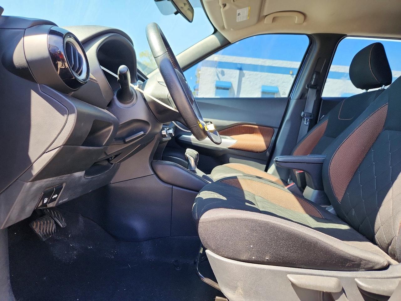 Nissan Kicks Sr