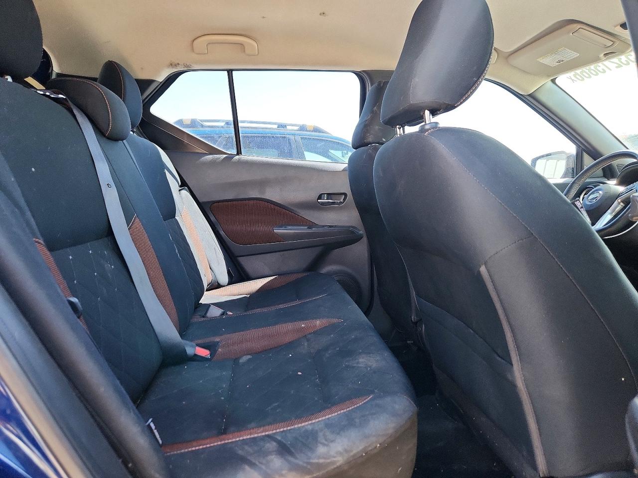 Nissan Kicks Sr
