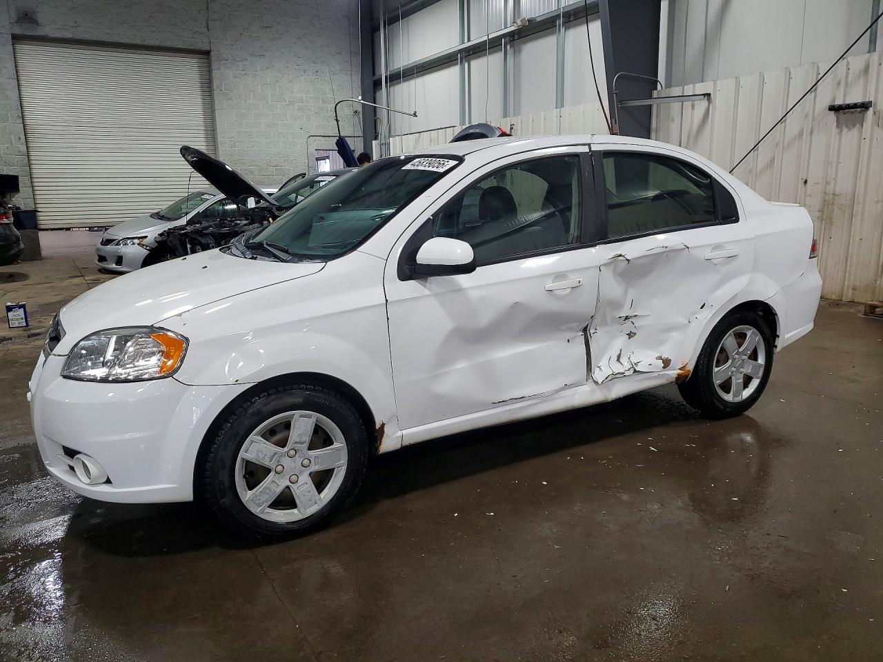 Salvage Chevrolet Aveo Image