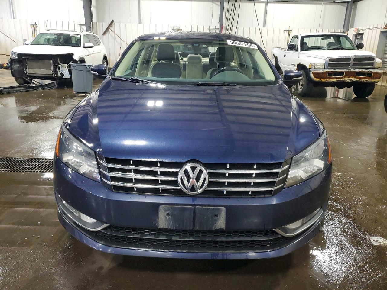 Volkswagen Passat Sel