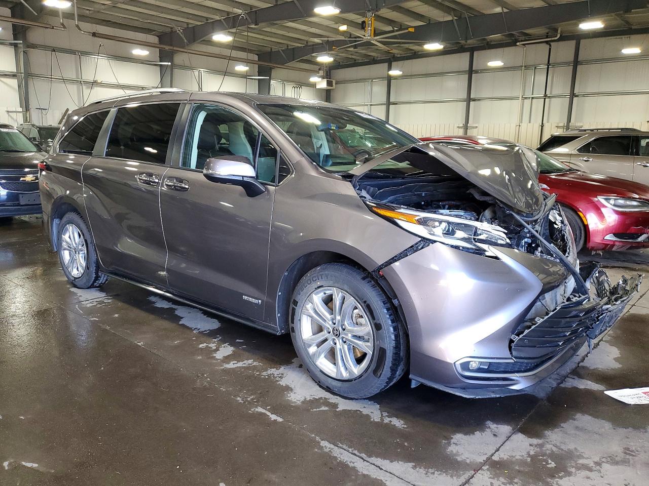 Toyota Sienna Platinum 7-passenger