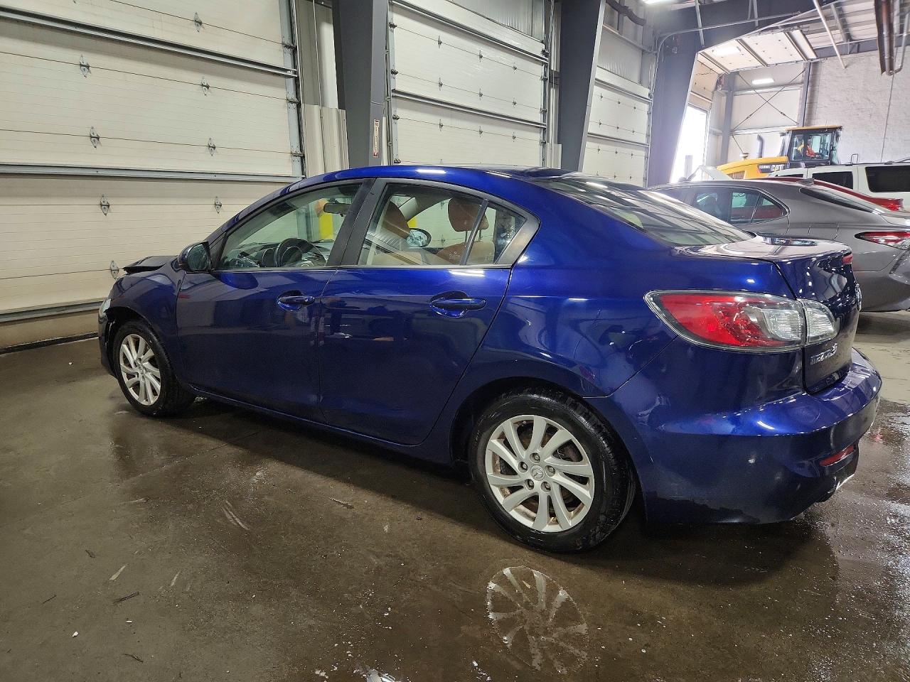 Mazda 3 I