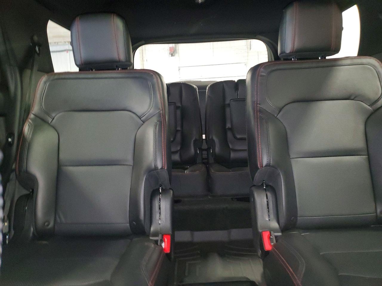 Ford Explorer Sport