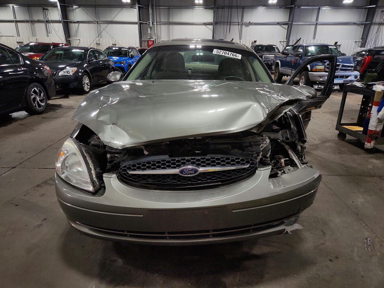 Ford Taurus Ses