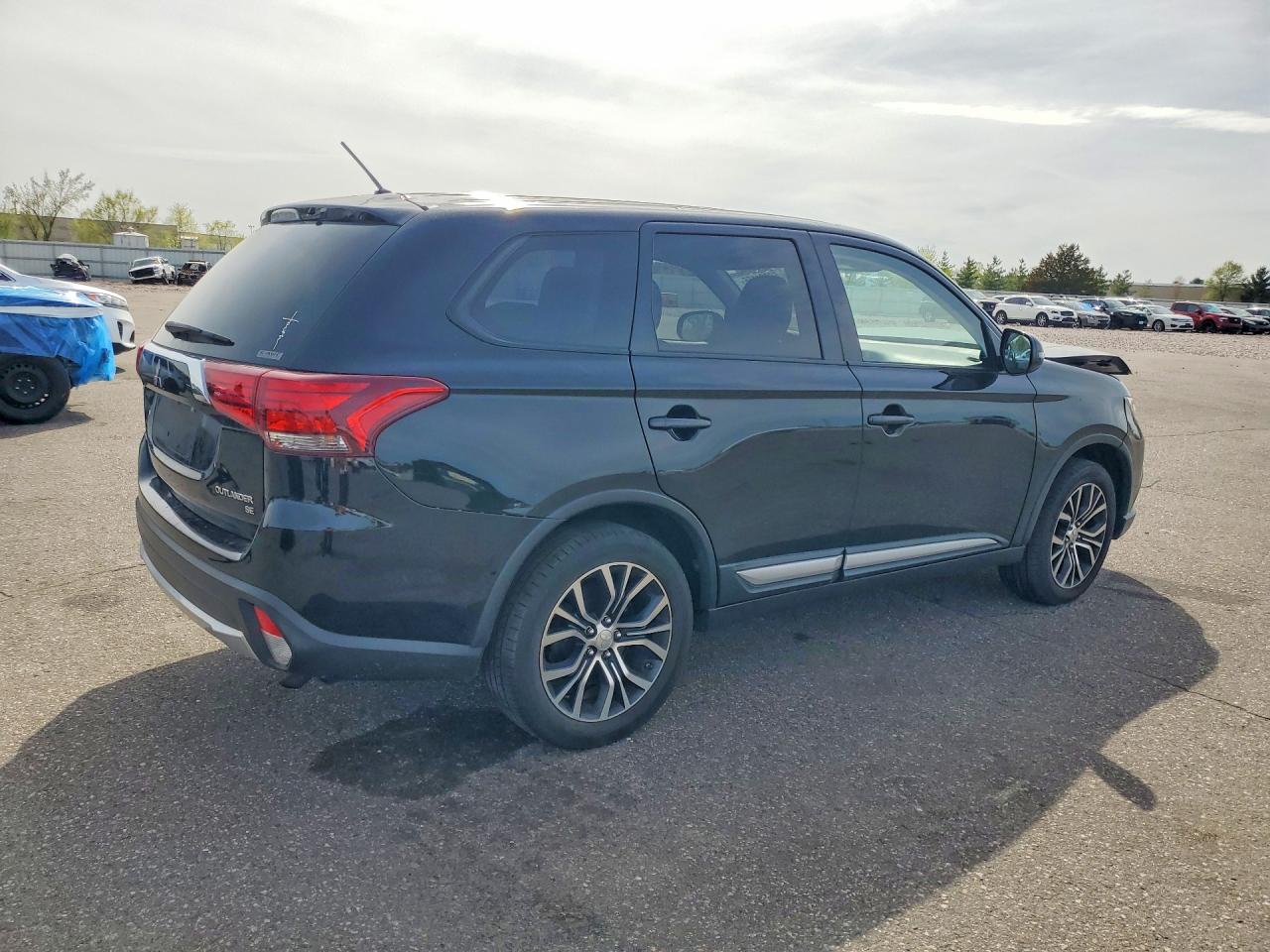 Mitsubishi Outlander Se