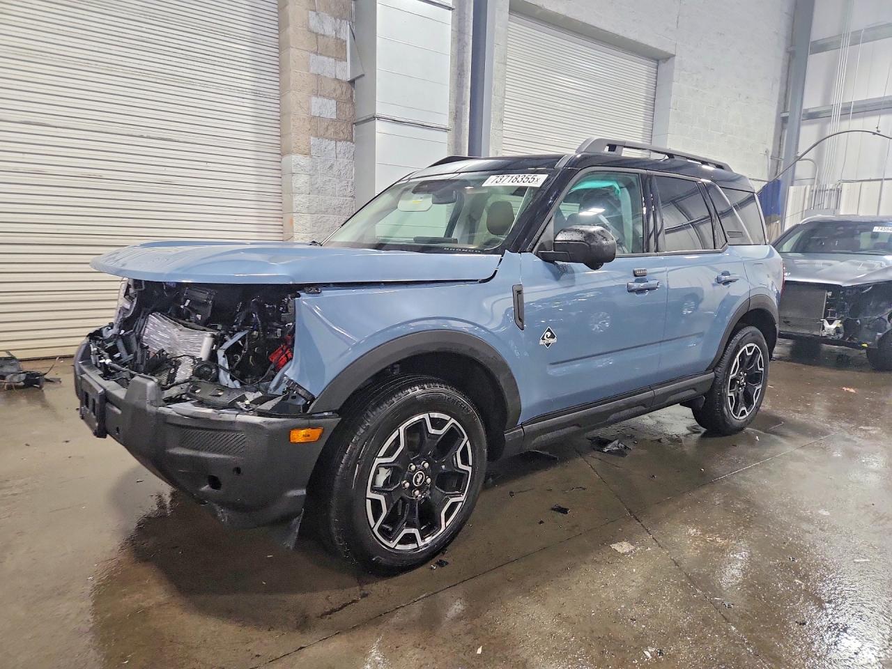 Salvage Ford Bronco Image