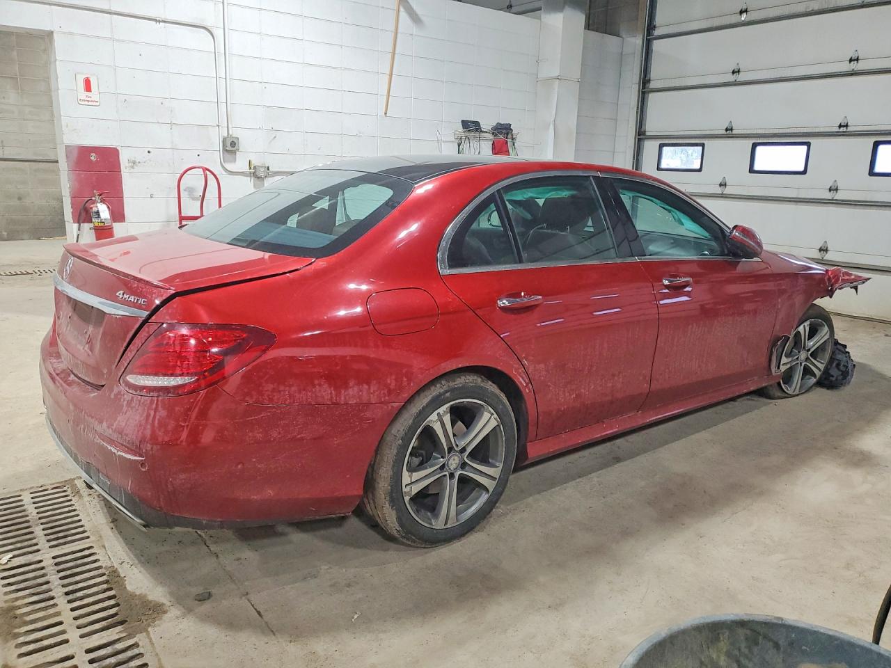 Mercedes-Benz E-Class 300 4matic