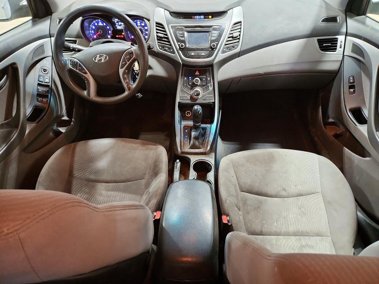 Hyundai ELANTRA Se