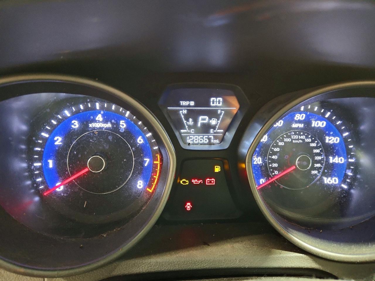 Hyundai ELANTRA Se
