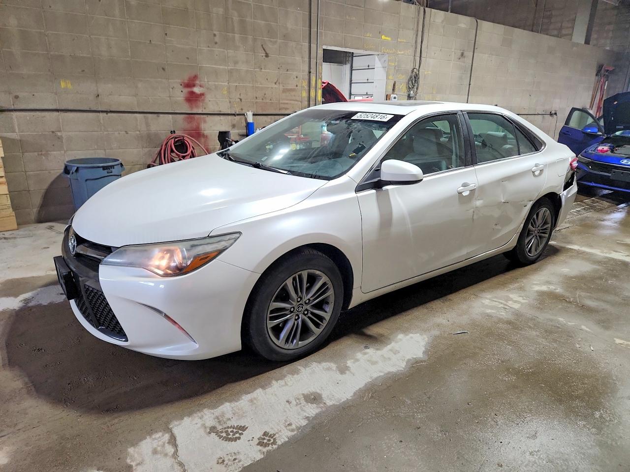 Salvage Toyota Camry Image