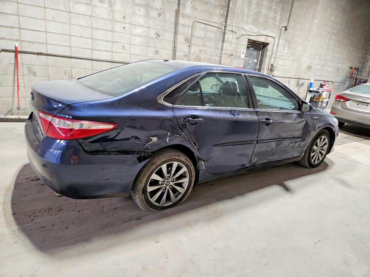 Toyota Camry Xle