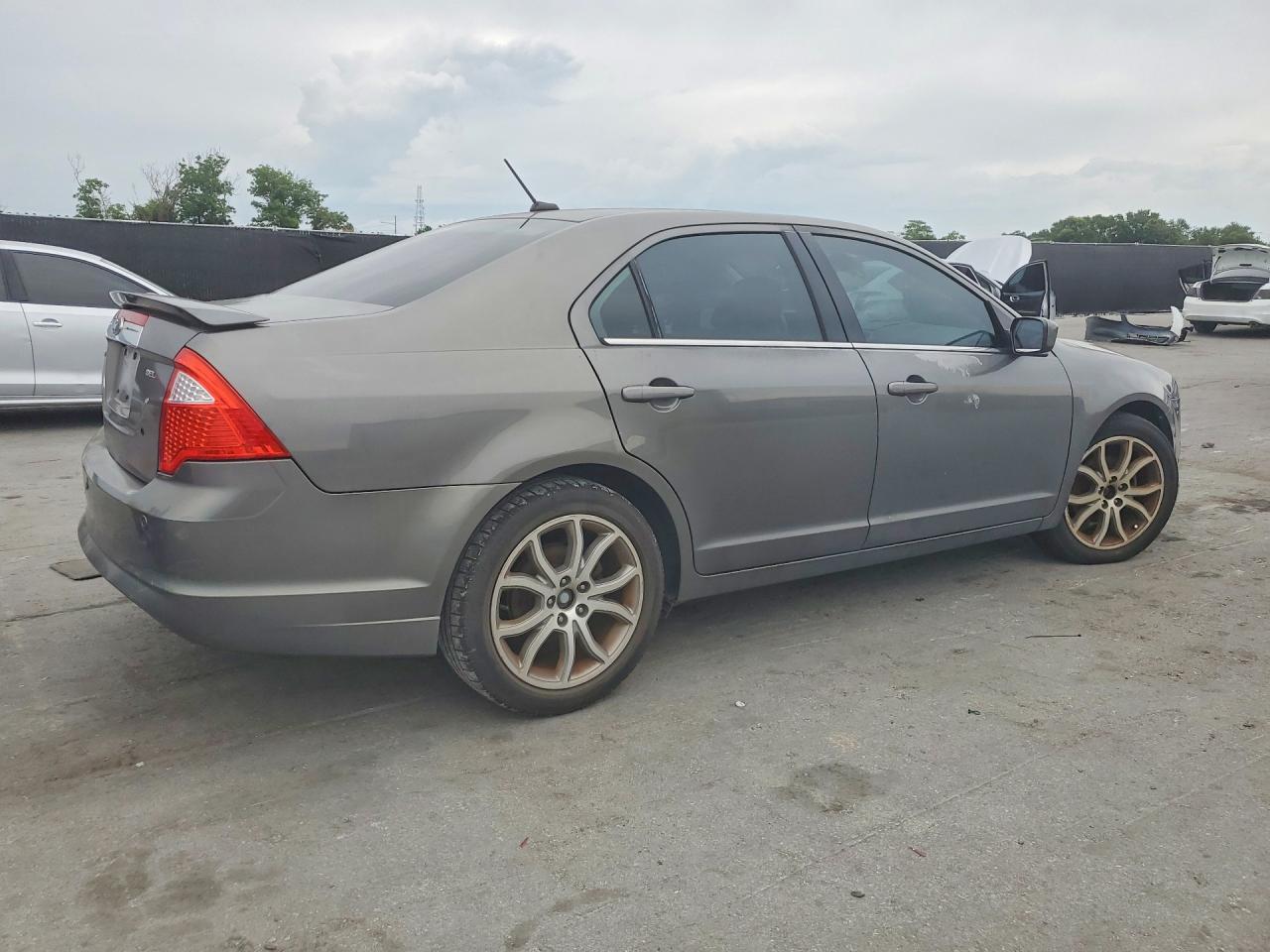 Ford Fusion Sel