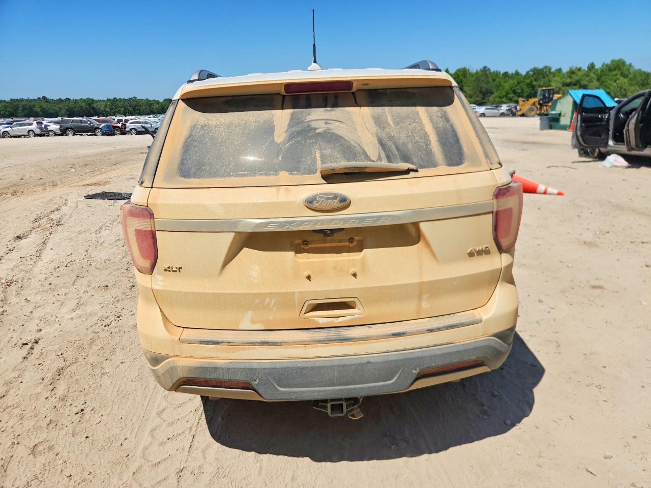 Ford Explorer Xlt