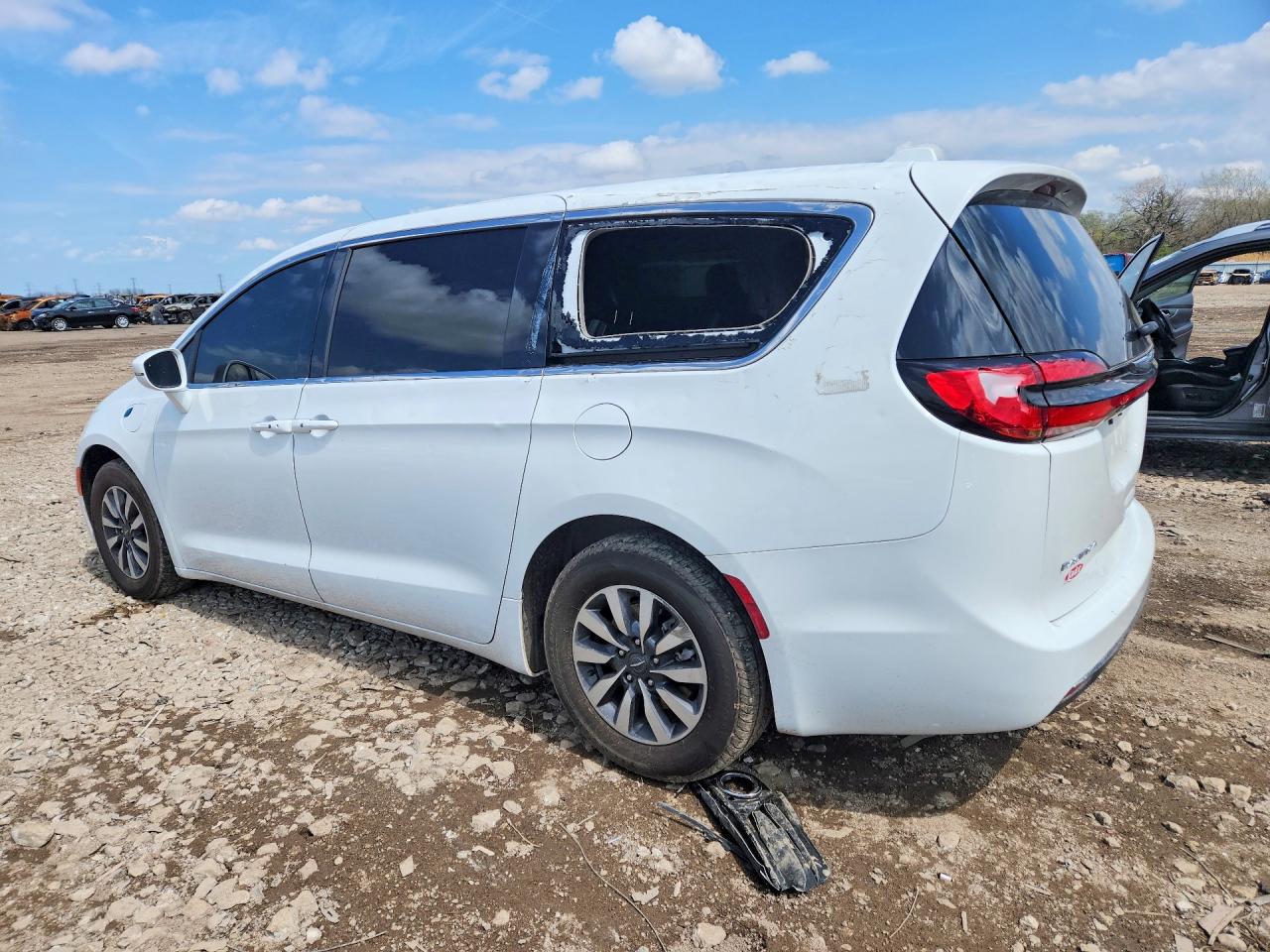 Chrysler Pacifica Hybrid Touring L