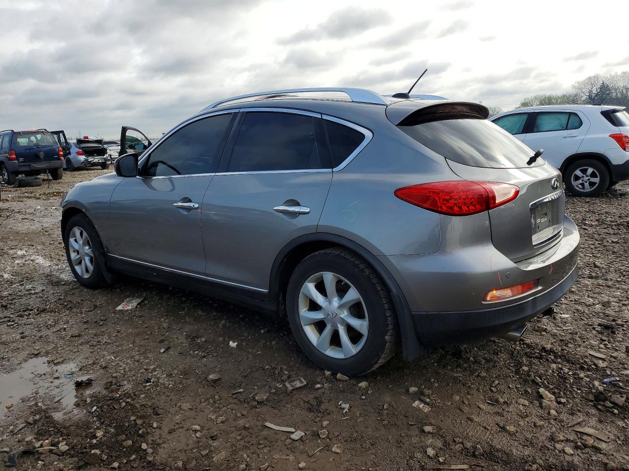 INFINITI Ex Base