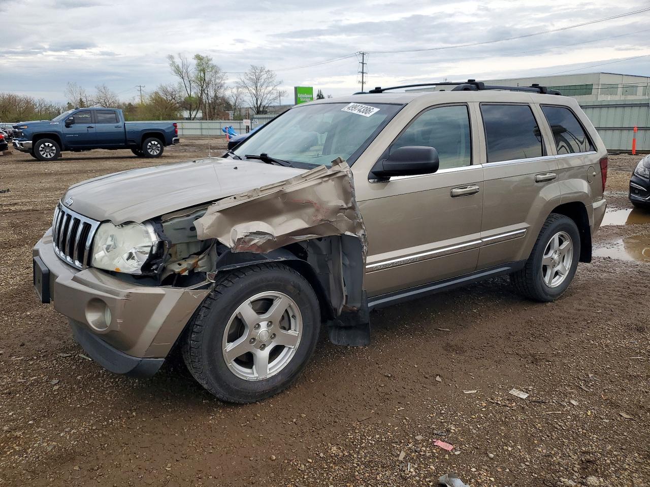 Salvage Jeep Cherokee Image