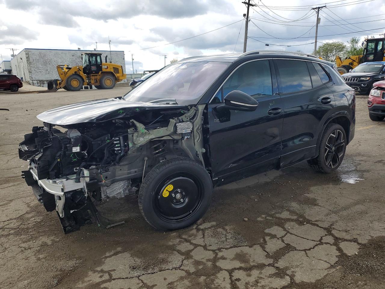 Salvage Volkswagen Tiguan Image