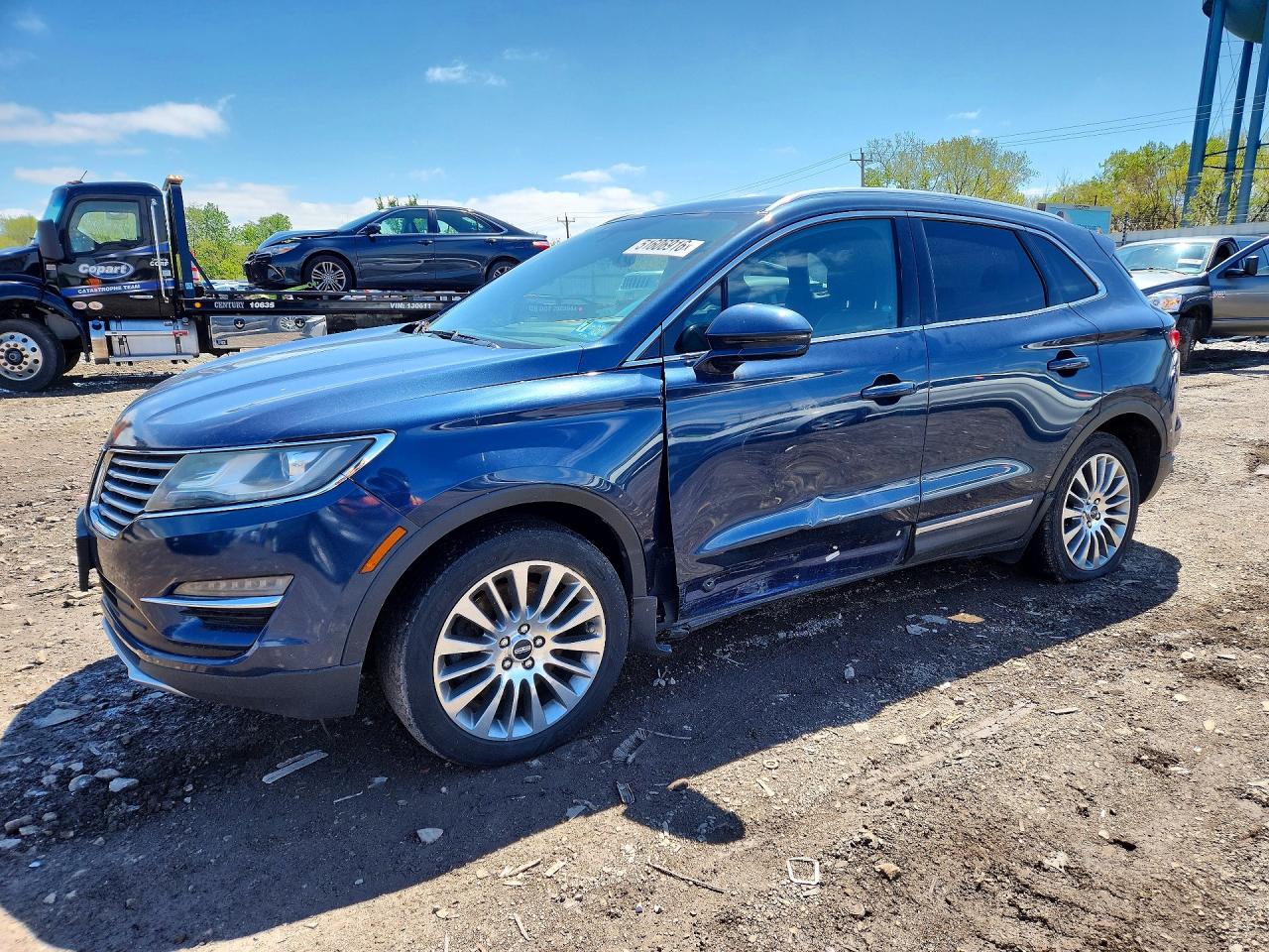 Salvage Lincoln MKZ Image