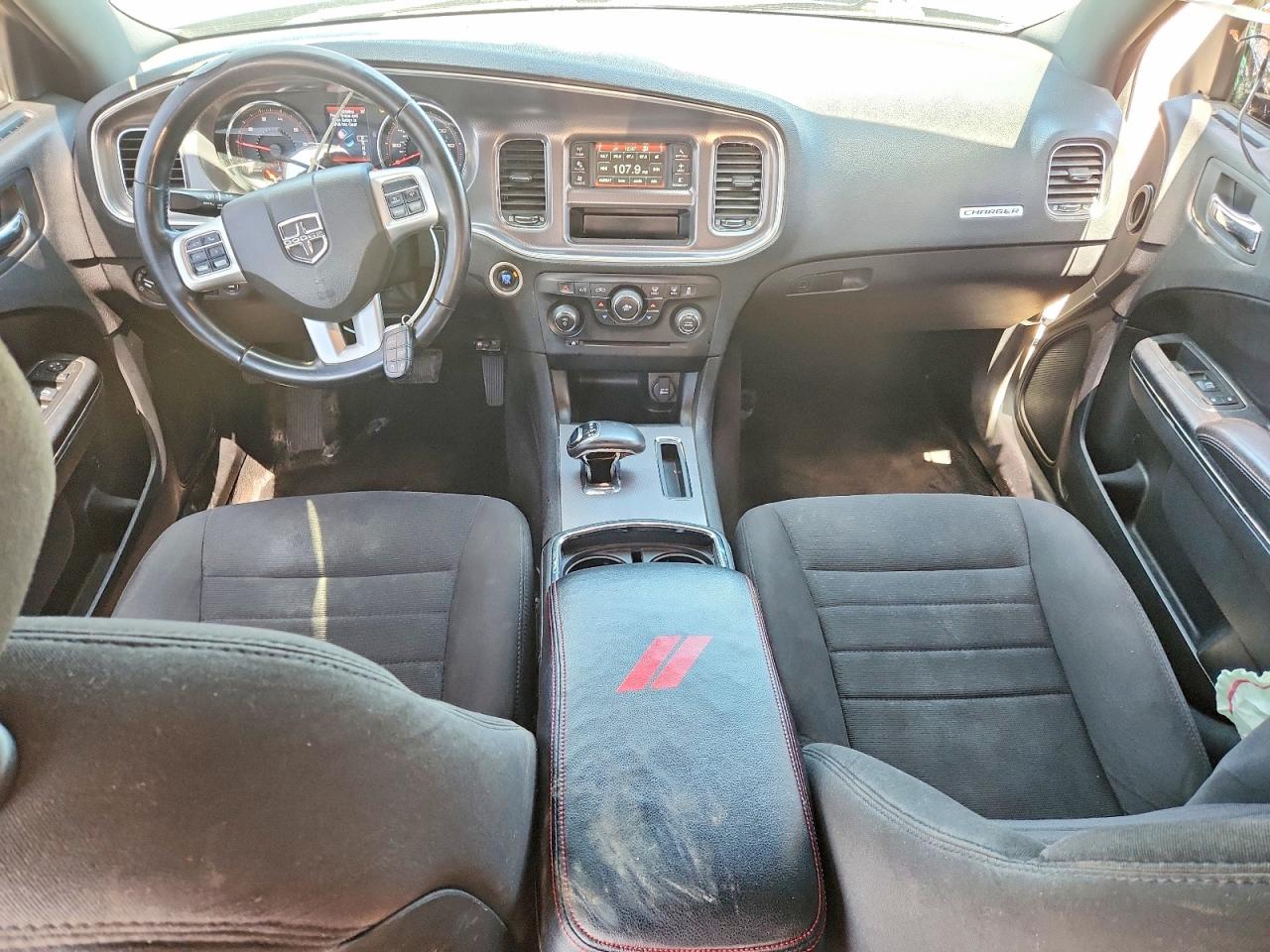 Dodge Charger Se