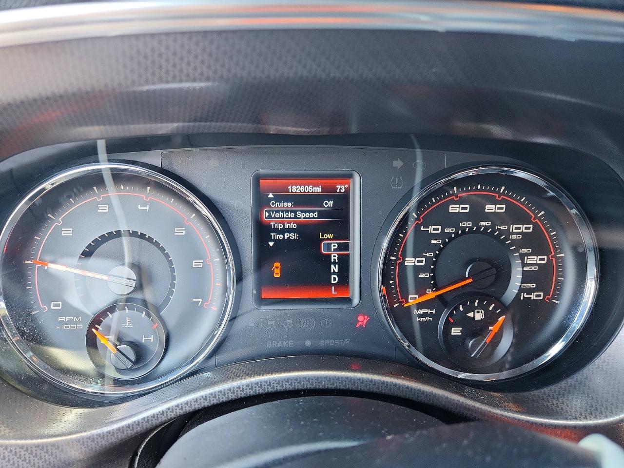 Dodge Charger Se