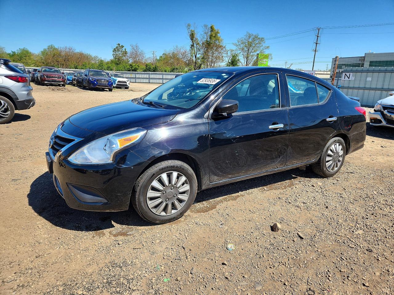 Salvage Nissan Versa Image