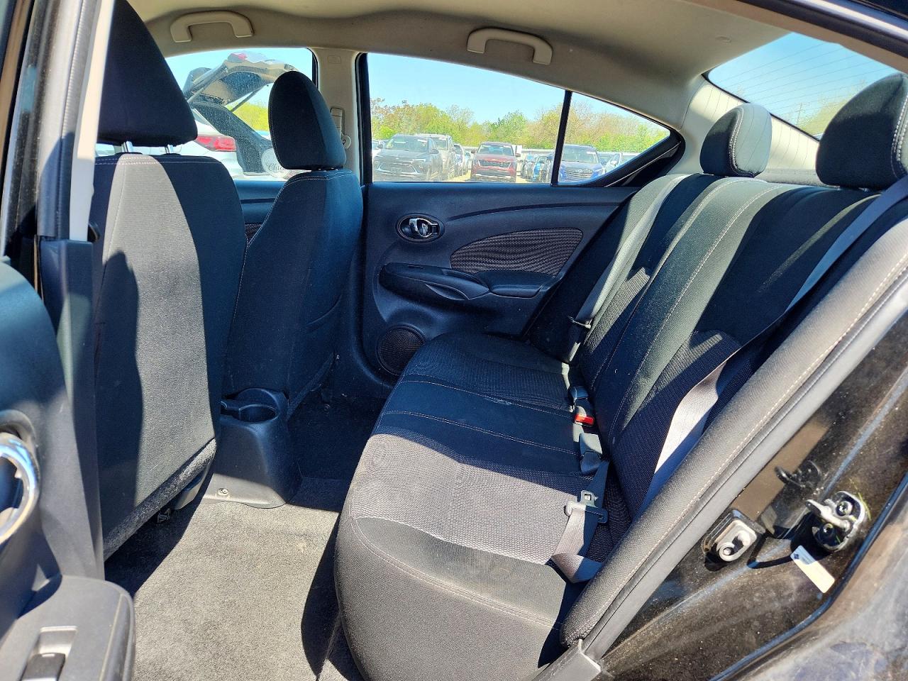 Nissan Versa Sv
