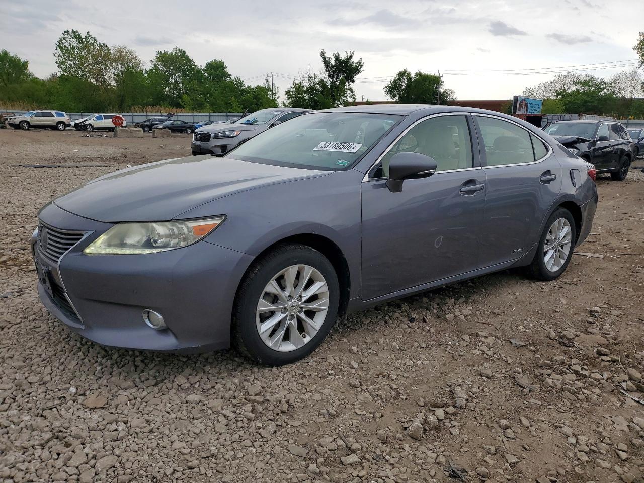 Salvage Lexus Es Image