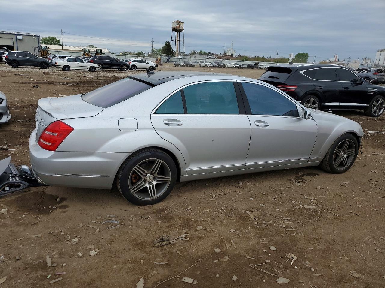 Mercedes-Benz S-Class 550 4matic