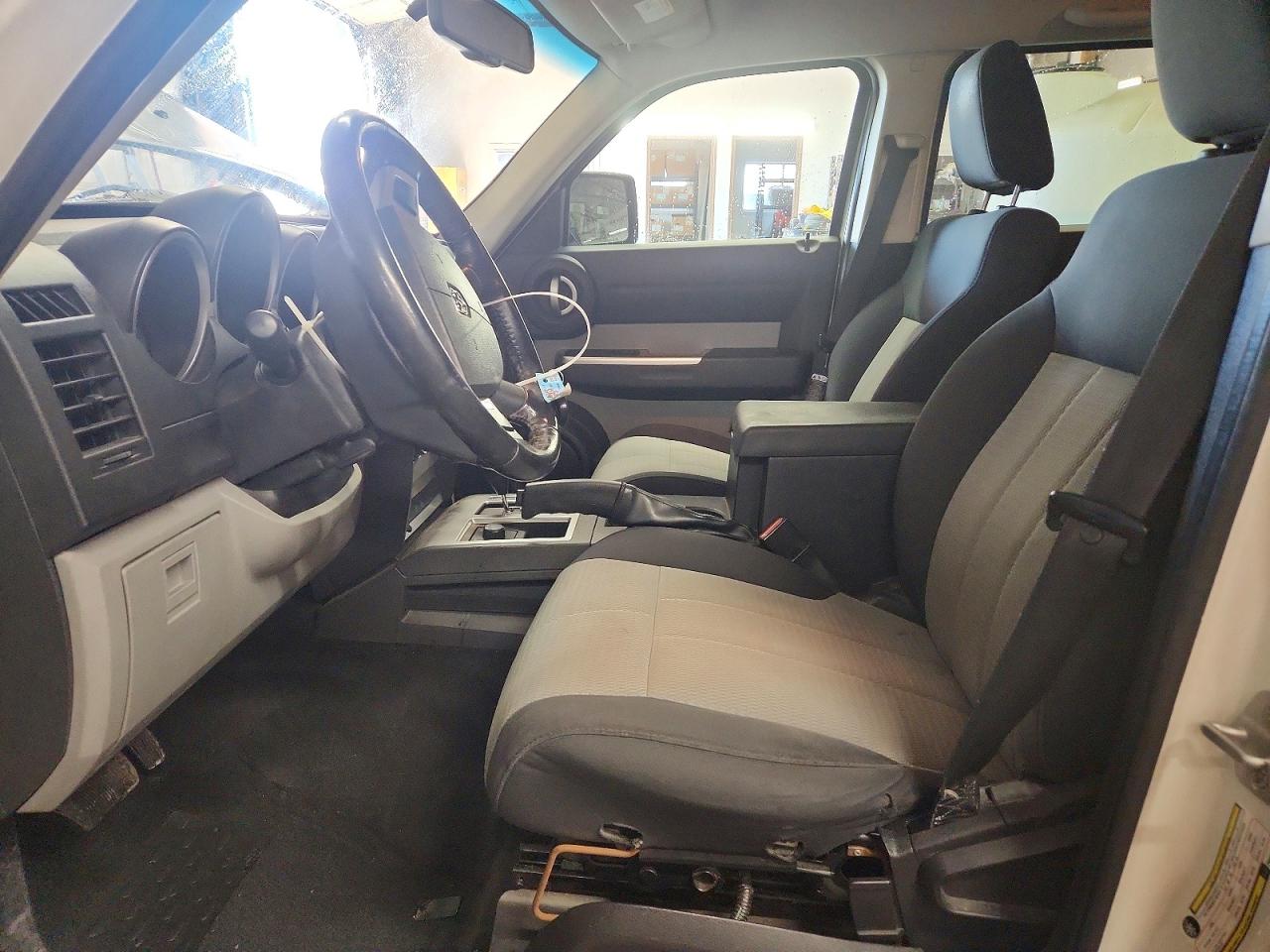 Dodge Nitro Slt