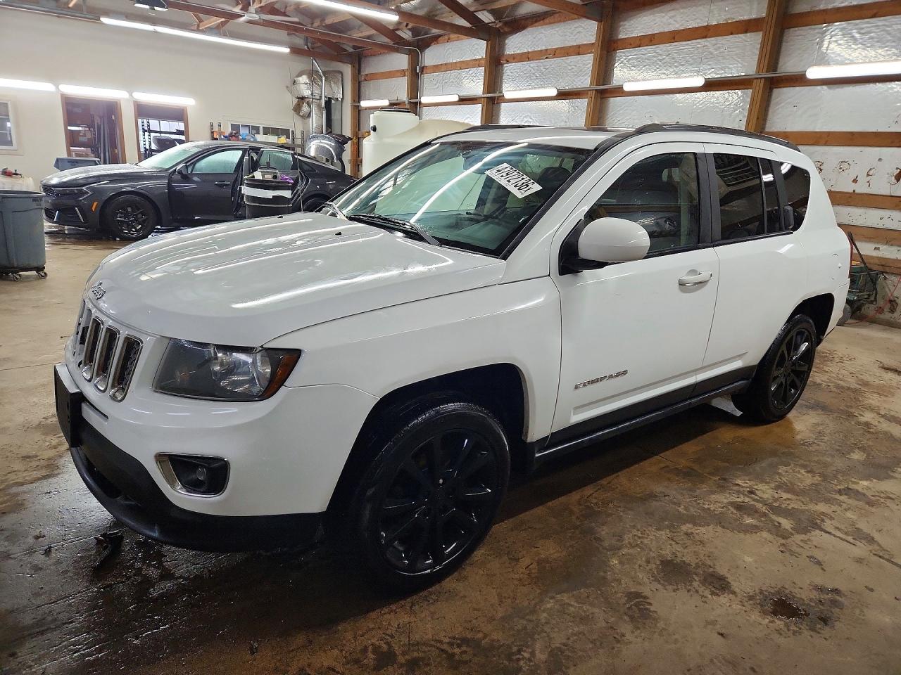 Salvage Jeep Compass Image