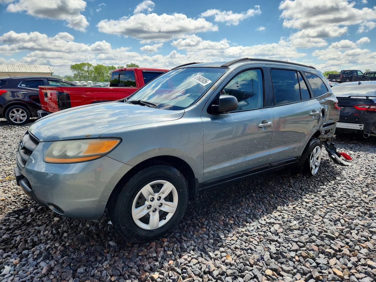 Salvage Hyundai SANTA FE Image