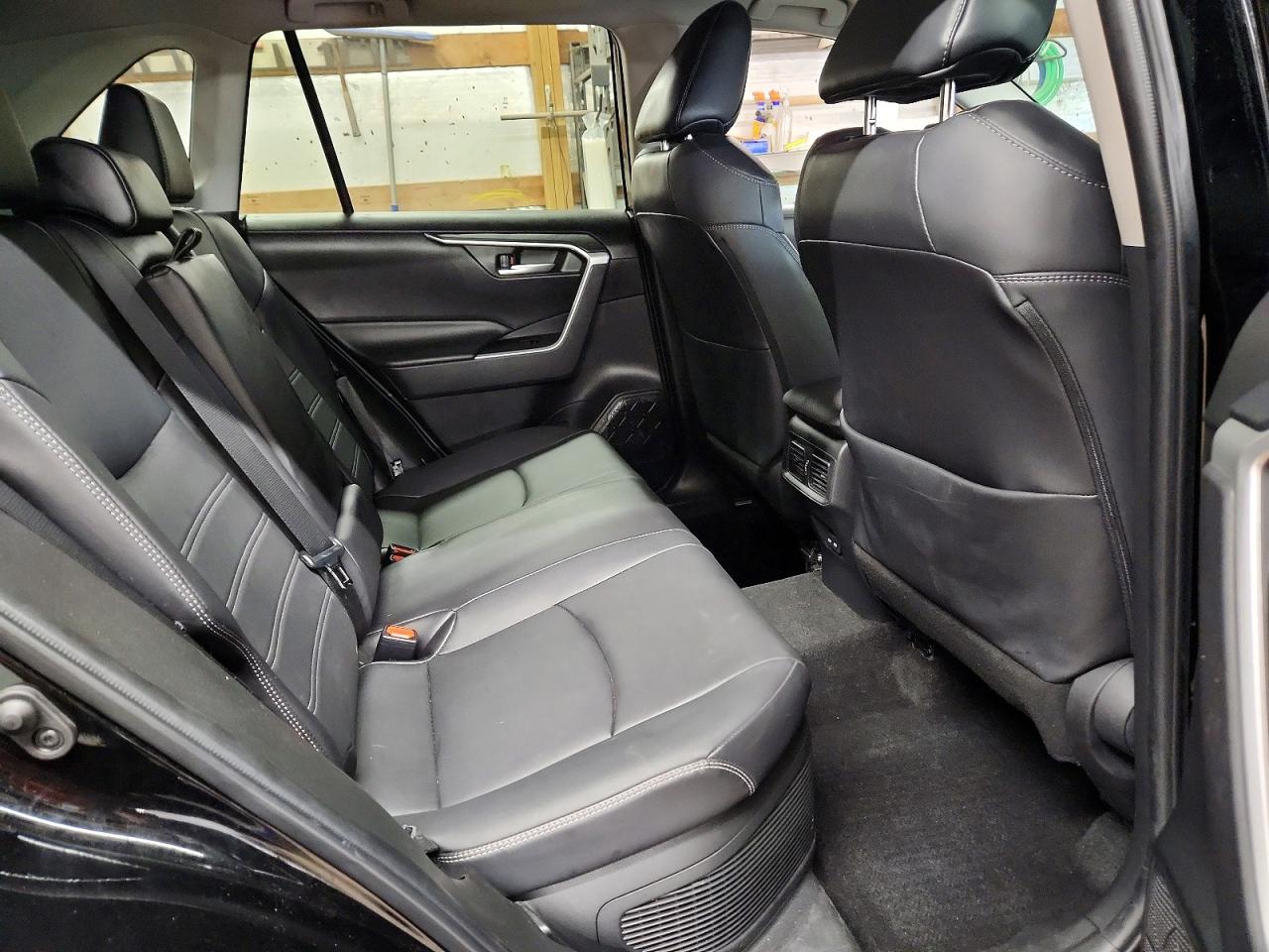 Toyota RAV4 Xle Premium