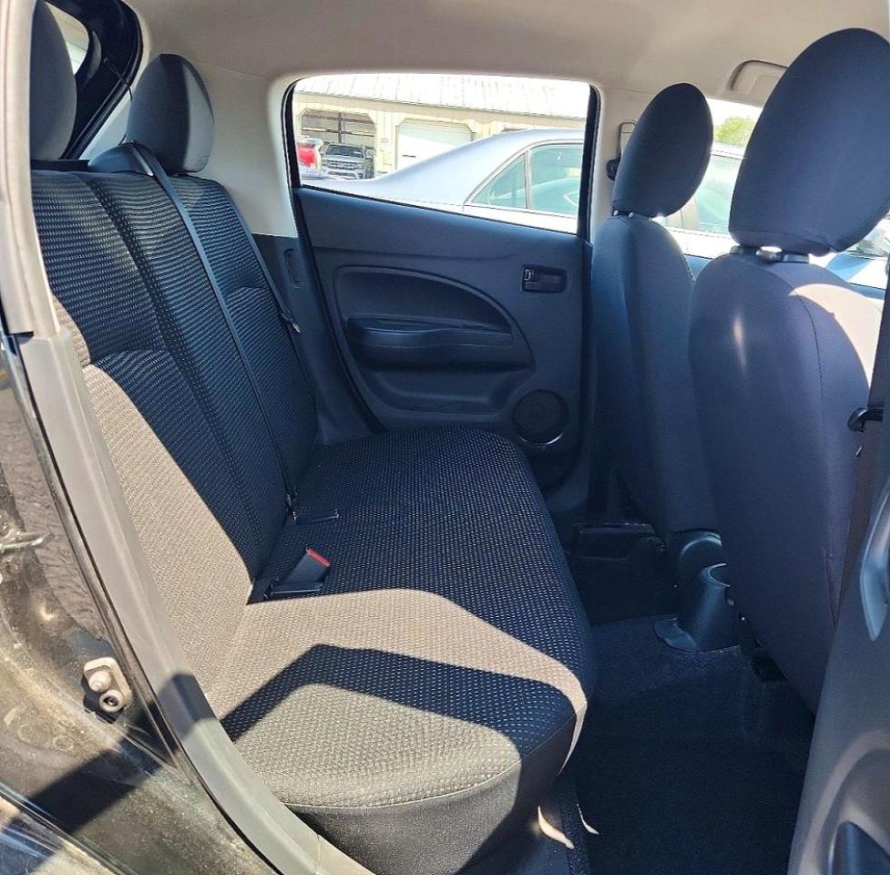 Mitsubishi Mirage Es