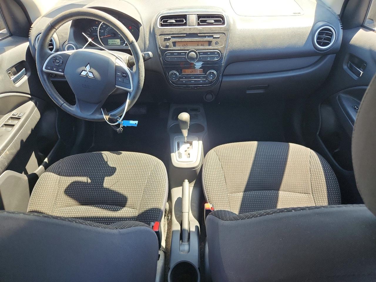 Mitsubishi Mirage Es