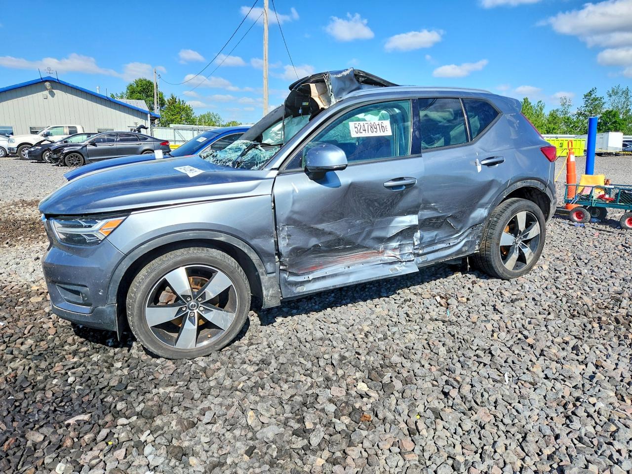 Salvage Volvo XC40 Image