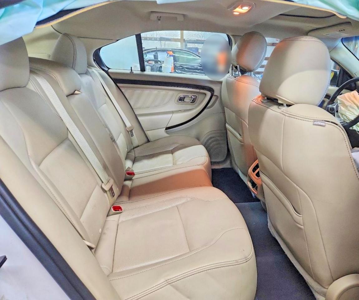 Ford Taurus Limited