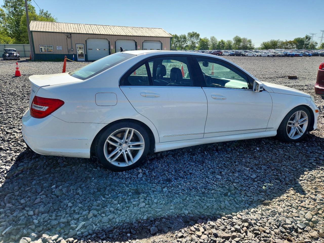 Mercedes-Benz C-Class 300 4matic
