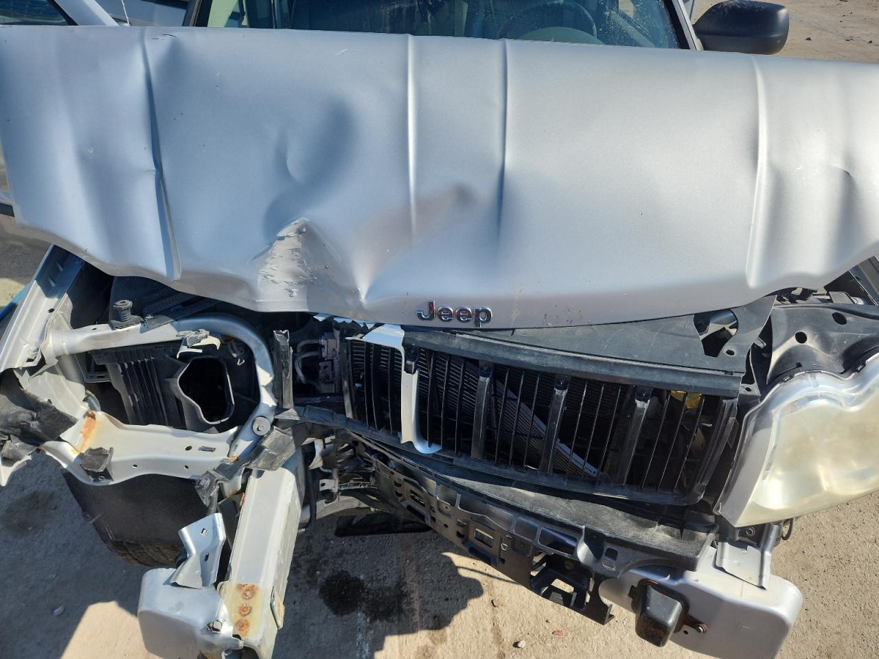 Jeep Cherokee Laredo