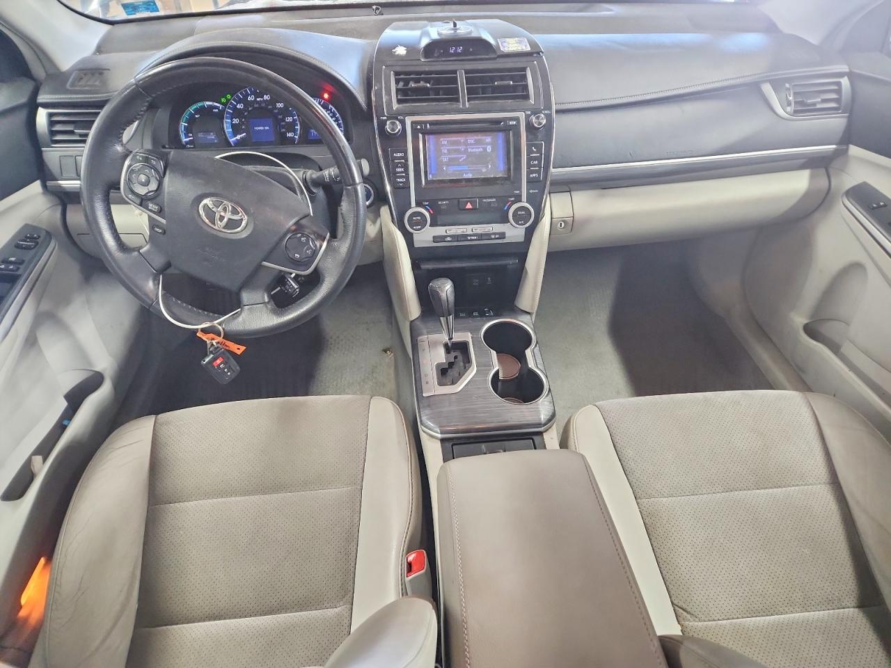 Toyota Camry Xle