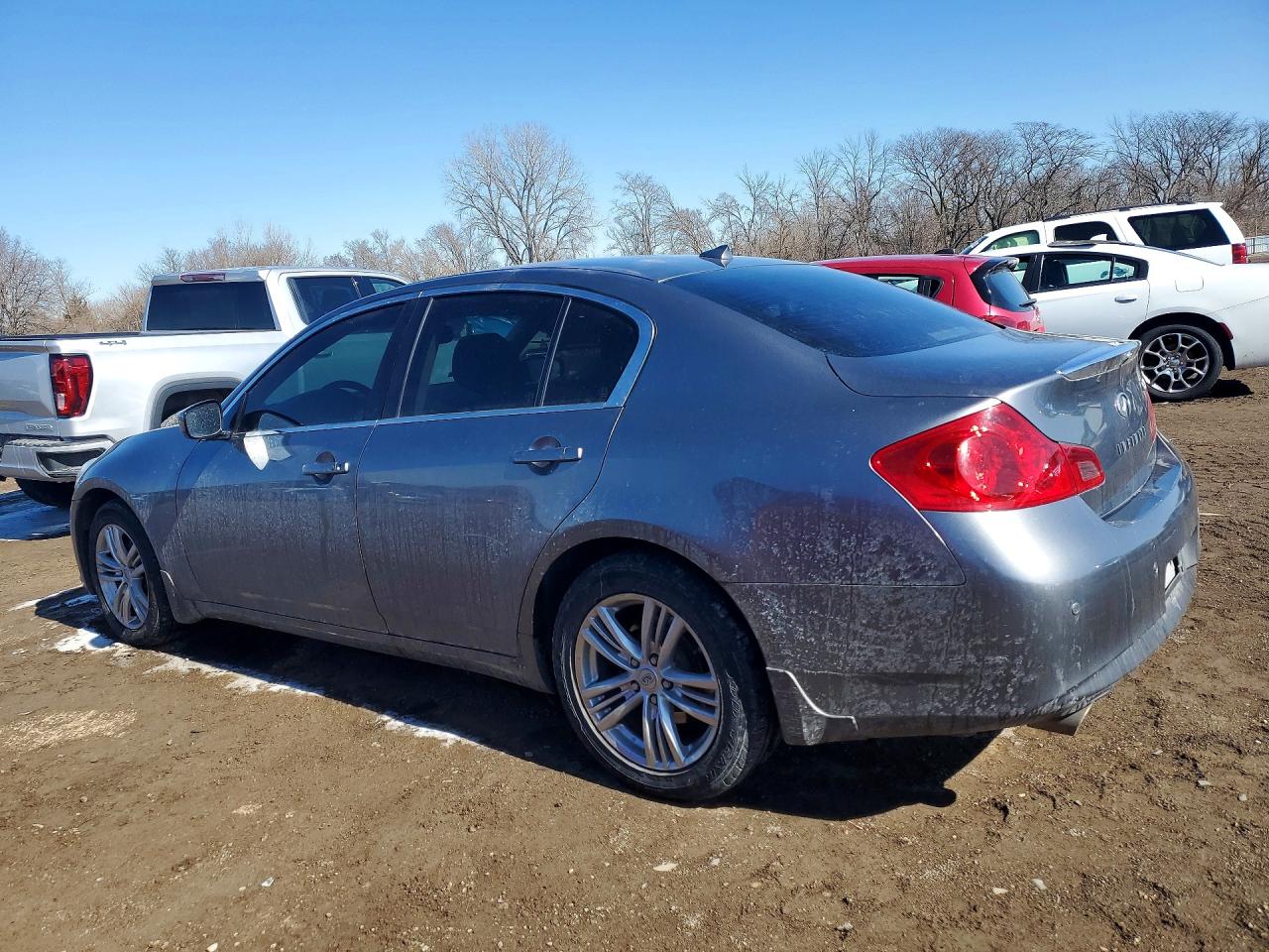 INFINITI G37 X