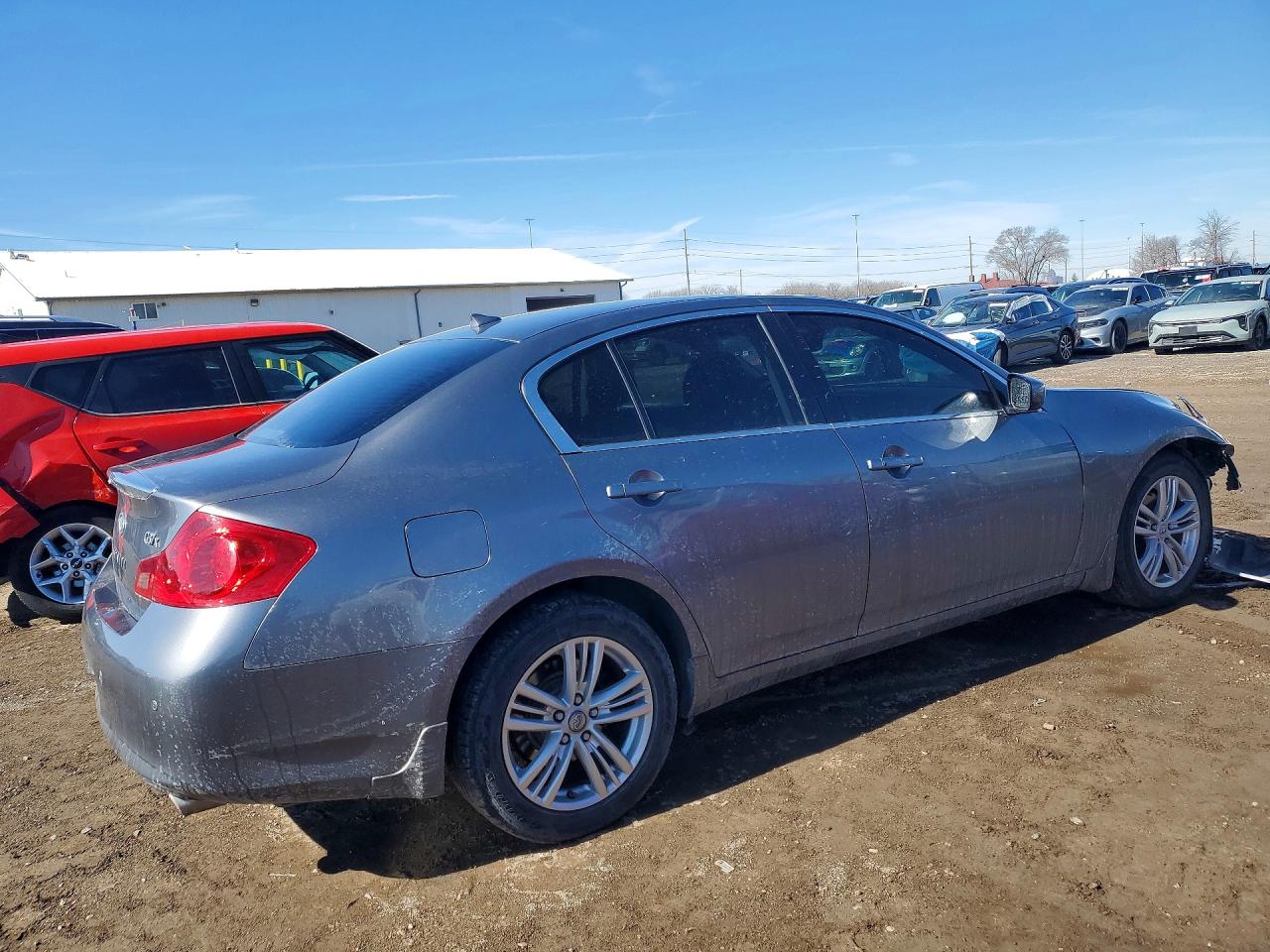 INFINITI G37 X
