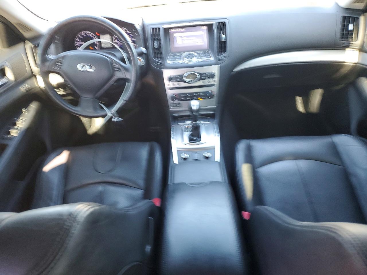 INFINITI G37 X